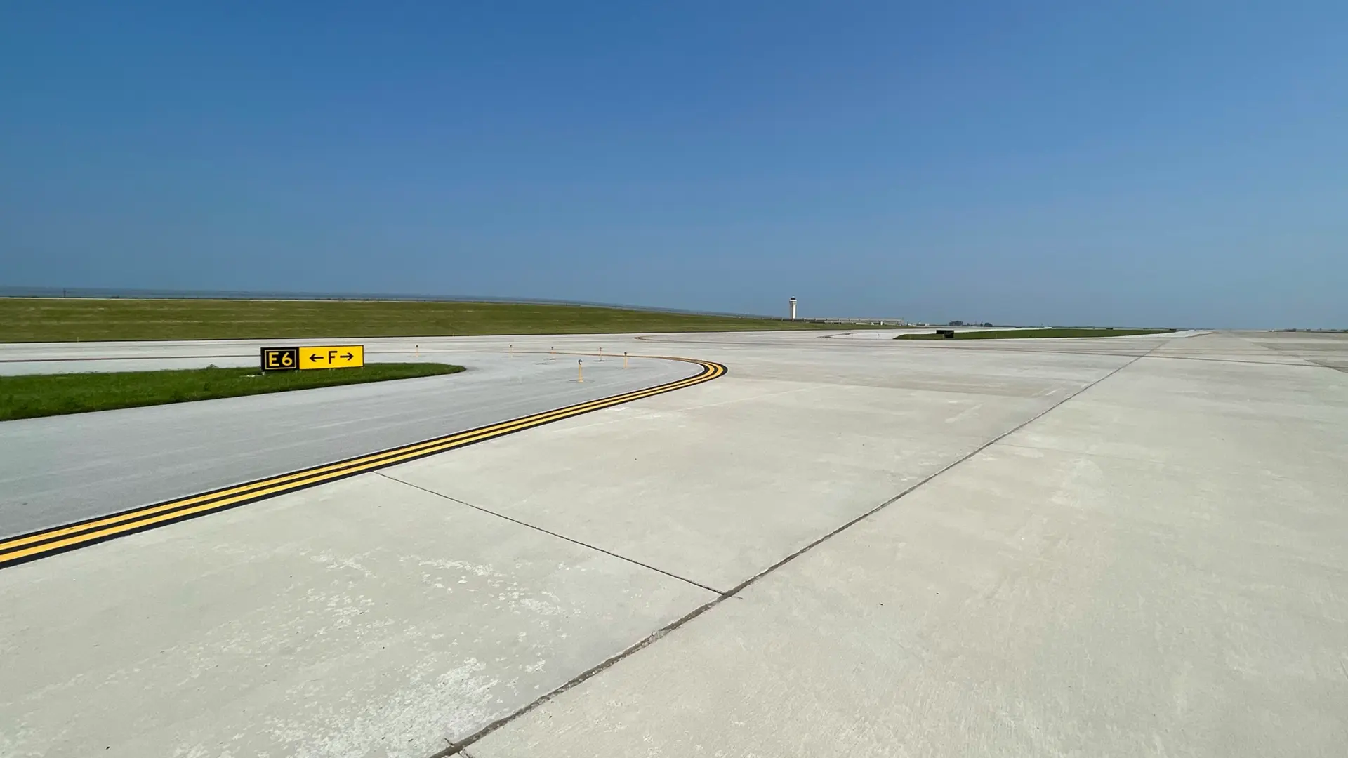 Taxiway Rehabilitation, MCI